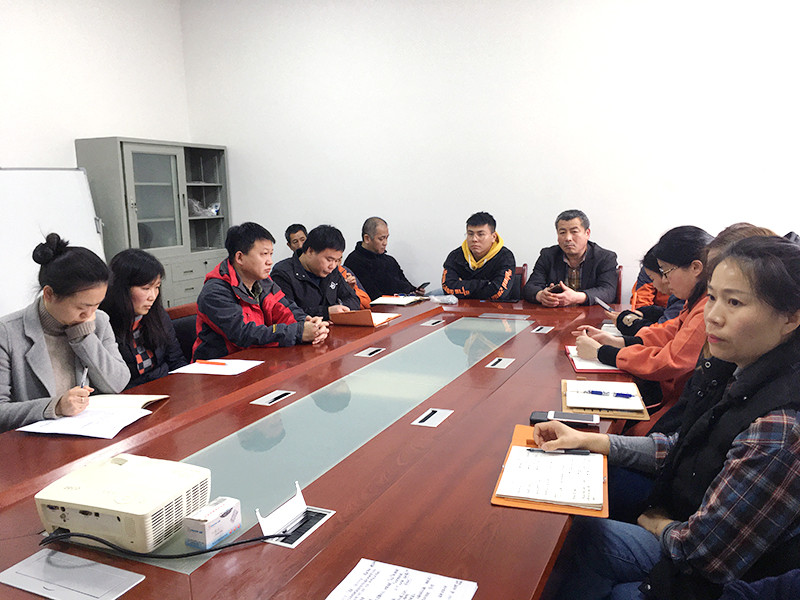 奉净环保召开“产品优化升级全员努力 实现完成产量目标”生产会议